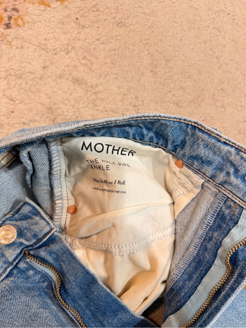 MOTHER denim  Jeans in Light Blue The Half Pipe Ankle - Picture 5 of 6